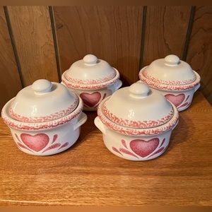 Country Heart Stoneware Mini Crocks with lids